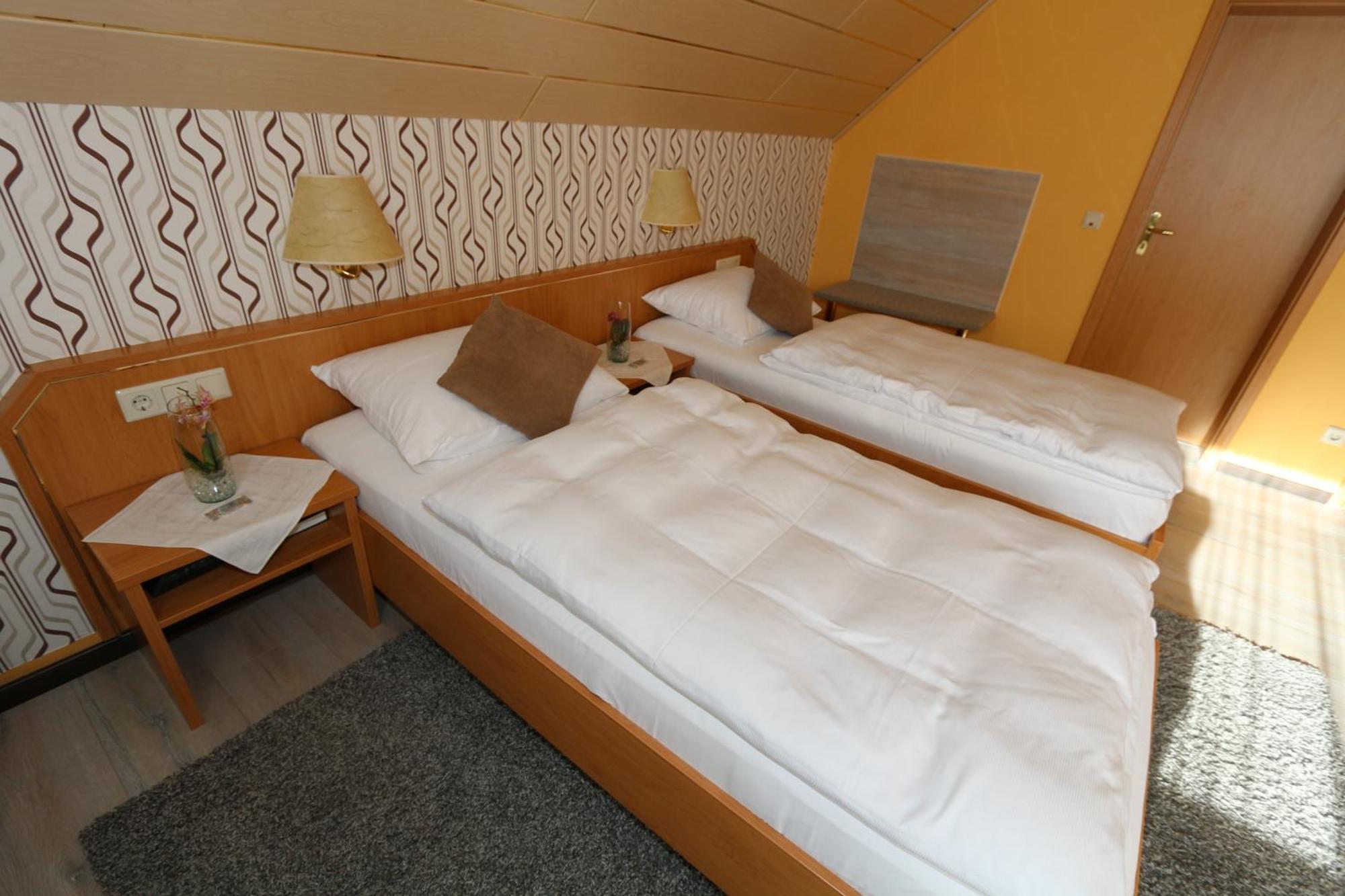 Hotel Harbauer Schwarzenbruck Luaran gambar